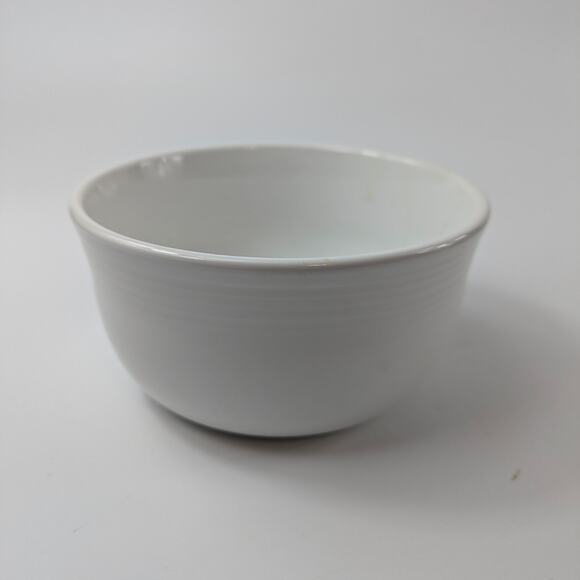 Fiestaware White Gusto Bowl 5.5" 28oz Replacement Modern Soup Cereal Dinnerware - Picture 1 of 7